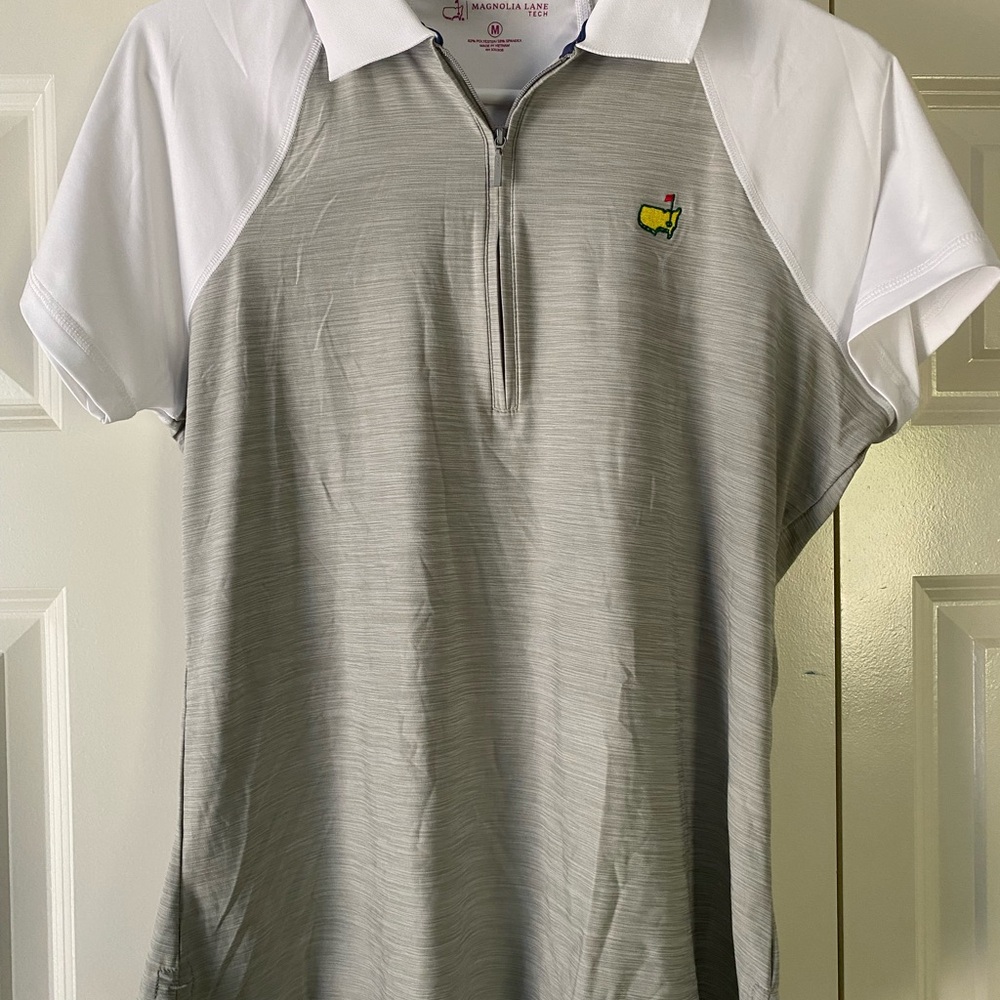 Master’s Augusta National Magnolia Gray and White Women's Top Size Medium
